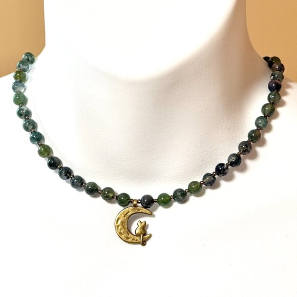 Genuine Gemstone Green Moss Agate Bronze Cat on the Moon Beaded Short Necklace - Picture 2 of 13